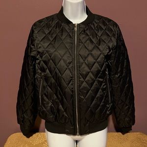 New Eilly Bazar Midnight Black Quilted Jacket
 Size Medium